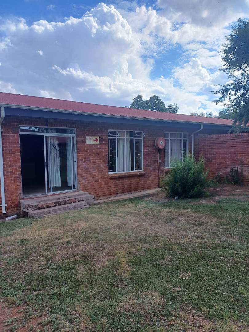 To Let 3 Bedroom Property for Rent in Willows Free State